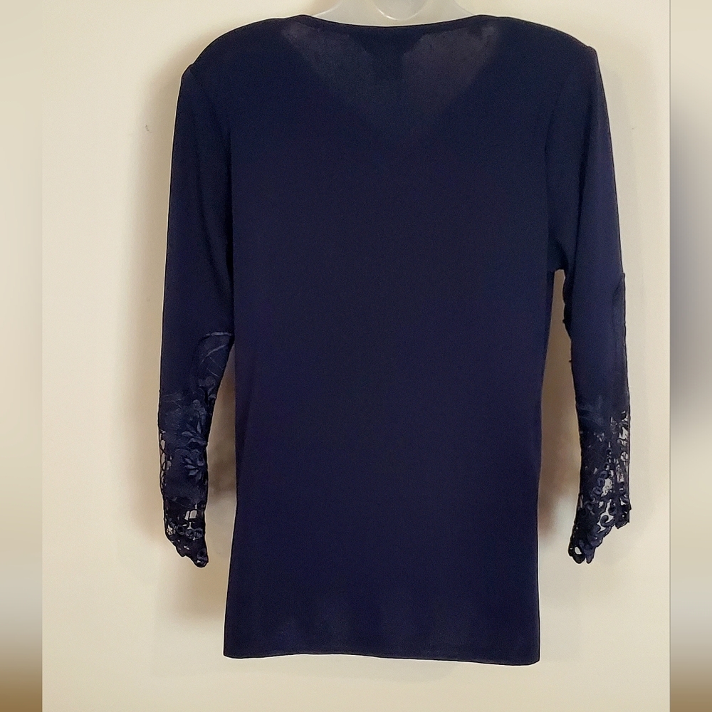 Elegant Misook Lace Sleeve Top S - Picture 3 of 7